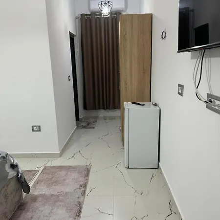 Bujtina4a Rrenc Apartament *