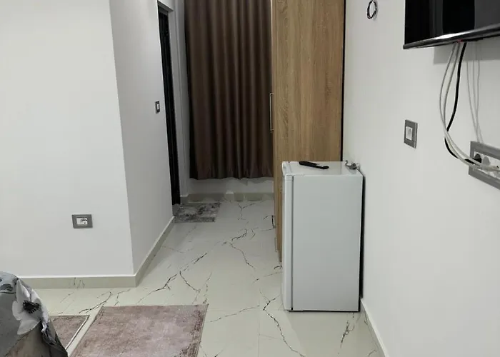 Bujtina4a Rrenc 公寓 *